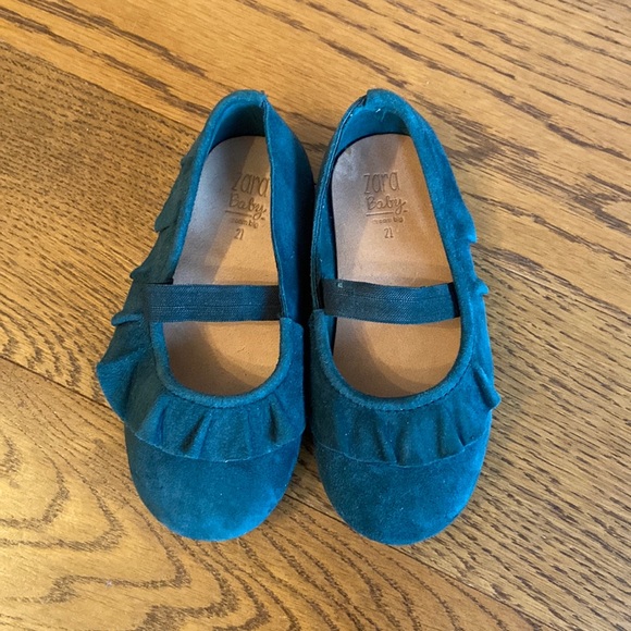 ZaraBaby Girl Suede dress shoes - Picture 2 of 6